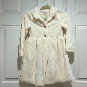 Girls evening coat. Size 7